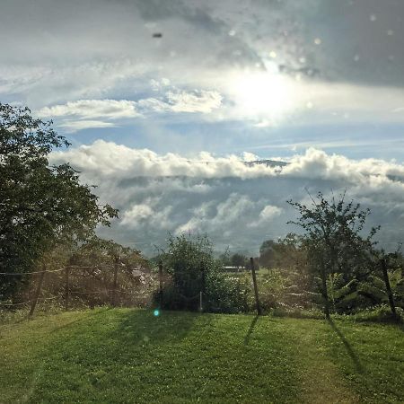 Le Paradis Des Gen Seyssel Luaran gambar